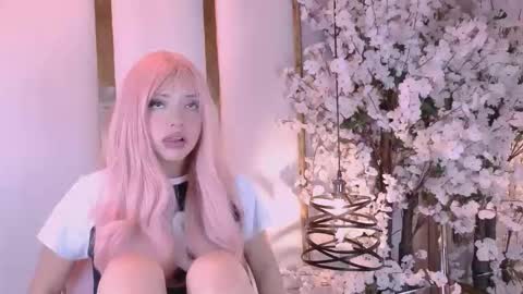 Snapshot of namimoon1 chatting on February 17, 1:40 pm online show from February 17, 1:40 pm