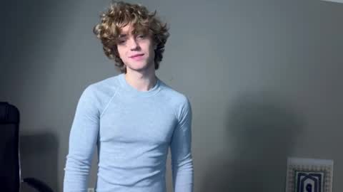 Snapshot of namiraaxel chatting on October 10, 6:29 pm Georges online show from October 10, 6:29 pm