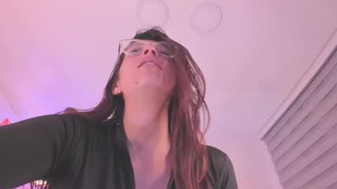 nami online show from October 11, 7:12 pm