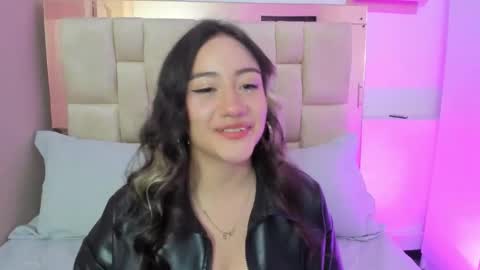 Nana online show from December 20, 3:24 am