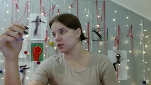 Nana online show from November 27, 9:11 am