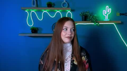 nana_shy_ online show from December 2, 9:25 am