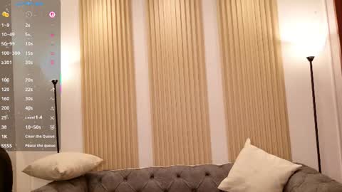 Snapshot of nanaa_snow chatting on July 3, 4:52 am Nanaa snow online show from July 3, 4:52 am