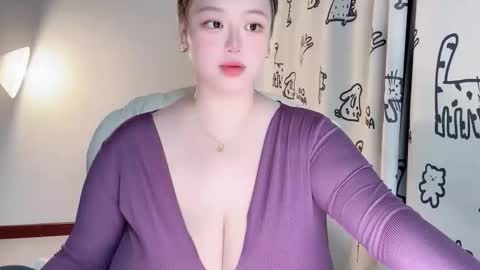 Snapshot of nanabigbobo chatting on October 12, 4:50 pm nanabigbobo online show from October 12, 4:50 pm