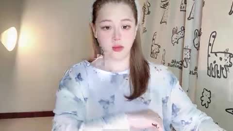 Snapshot of nanabigbobo chatting on December 15, 1:37 pm nanabigbobo online show from December 15, 1:37 pm