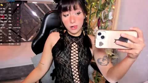 Nanachi online show from April 3, 9:02 pm