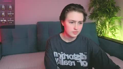 Maeve online show from April 13, 8:25 pm