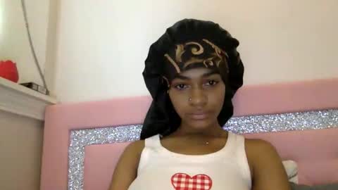 nanaonn online show from April 21, 6:55 pm