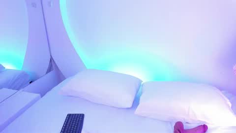 NanaOsaky online show from January 19, 12:20 pm