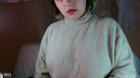 Snapshot of nanaxnana chatting on January 4, 12:59 am Alma Maria online show from January 4, 12:59 am