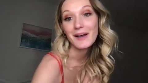 Nancy online show from February 8, 4:27 am