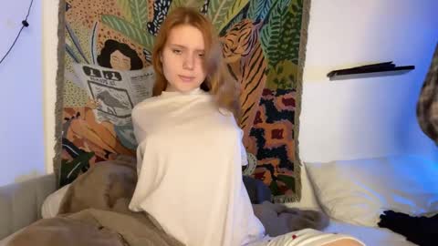 Nancy and Archi online show from December 5, 2:42 am