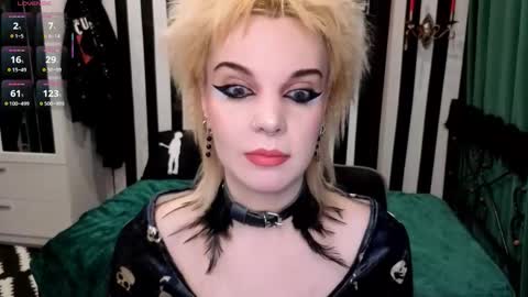 Nancy online show from October 28, 12:03 am