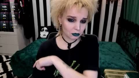 Nancy online show from November 5, 11:27 pm