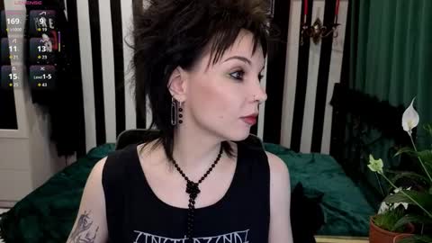 Nancy online show from November 28, 3:31 am