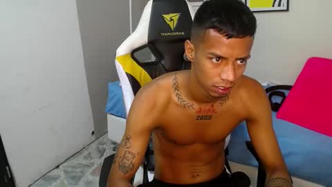 nando_col online show from November 8, 11:32 am