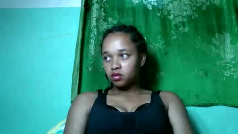 Snapshot of nandrianina416143 chatting on February 3, 3:59 am nandrianina416143 online show from February 3, 3:59 am