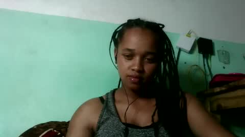 Snapshot of nandrianina416143 chatting on February 14, 6:15 pm nandrianina416143 online show from February 14, 6:15 pm