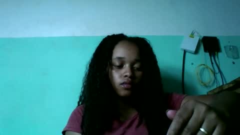 Snapshot of nandrianina416143 chatting on February 18, 7:15 am nandrianina416143 online show from February 18, 7:15 am