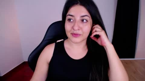 Snapshot of nani_gutierrez chatting on July 2, 12:21 am Nani online show from July 2, 12:21 am