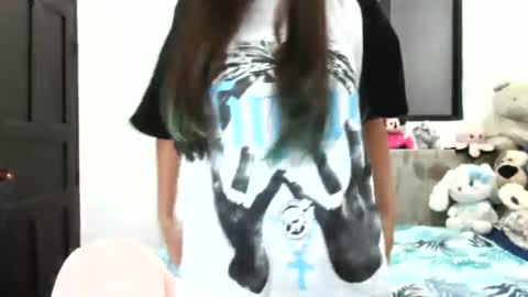 Snapshot of nanilux_1 chatting on September 22, 7:27 pm nanilux_1 online show from September 22, 7:27 pm