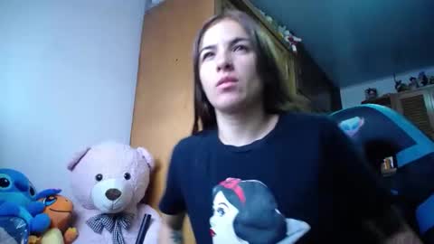 nanna yoshi online show from February 3, 8:03 pm