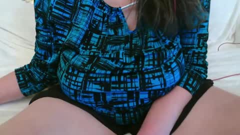 Snapshot of nannabaldur chatting on February 12, 12:05 am Nanna Baldur online show from February 12, 12:05 am