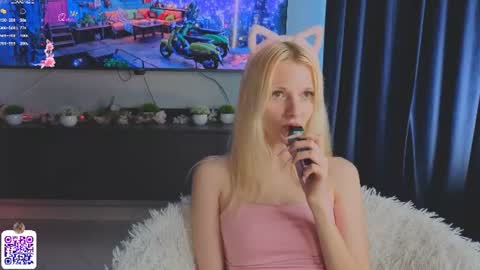Snapshot of nannetteterrill chatting on June 26, 6:18 am nannetteterrill online show from June 26, 6:18 am