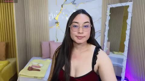 Snapshot of nanni_tay chatting on May 21, 7:43 pm Nanni online show from May 21, 7:43 pm
