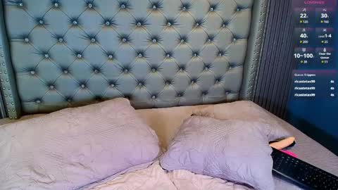 NAOMI online show from April 13, 6:35 pm