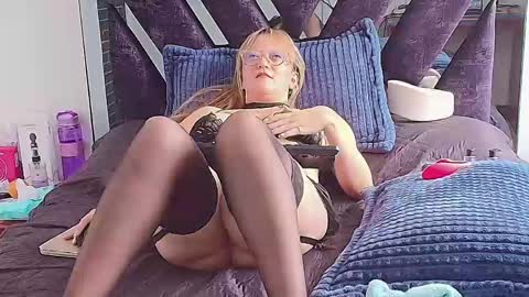 Naomi online show from March 2, 6:26 pm