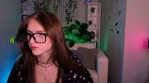Naomi online show from June 21, 9:12 am