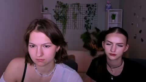 Naomi online show from June 25, 9:25 am