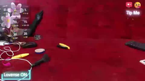 Snapshot of naomi_powel chatting on September 19, 3:56 pm naomi_powel online show from September 19, 3:56 pm