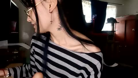 Naomi online show from March 4, 5:08 pm