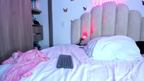    online show from October 17, 1:31 am