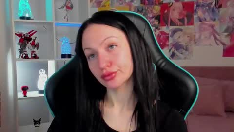 Naomi online show from February 25, 6:01 am