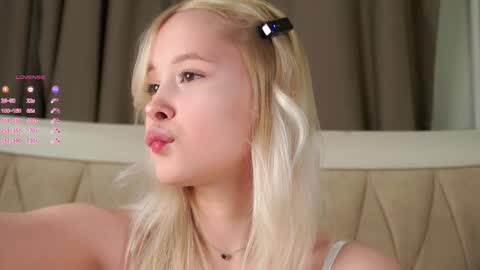 Angel online show from February 15, 2:14 pm