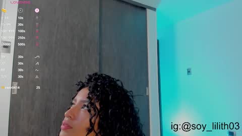 Naomi  online show from October 12, 2:54 am