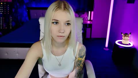 Snapshot of naomihita chatting on November 30, 2:32 pm naomihita online show from November 30, 2:32 pm