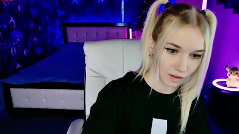 Snapshot of naomihita chatting on December 21, 9:16 am naomihita online show from December 21, 9:16 am