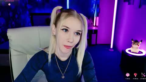 Snapshot of naomihita chatting on February 11, 9:14 am naomihita online show from February 11, 9:14 am