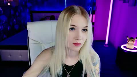 Snapshot of naomihita chatting on February 16, 9:49 am naomihita online show from February 16, 9:49 am