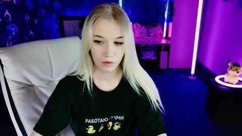 Snapshot of naomihita chatting on March 2, 10:33 am naomihita online show from March 2, 10:33 am