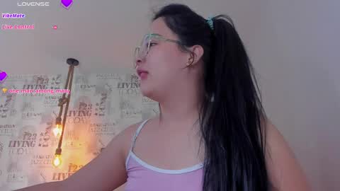 Naomi  online show from December 11, 3:15 pm