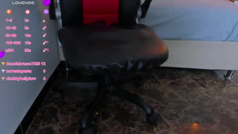 Naomi  online show from December 26, 3:31 pm