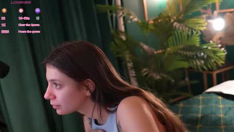 Naomi online show from December 15, 5:12 am