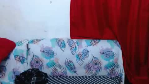 naomiquiin online show from September 21, 4:58 am