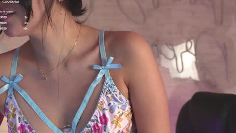 Naomi online show from December 21, 6:44 pm