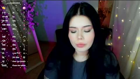 Snapshot of naomivibes chatting on April 30, 9:15 am Naomi online show from April 30, 9:15 am